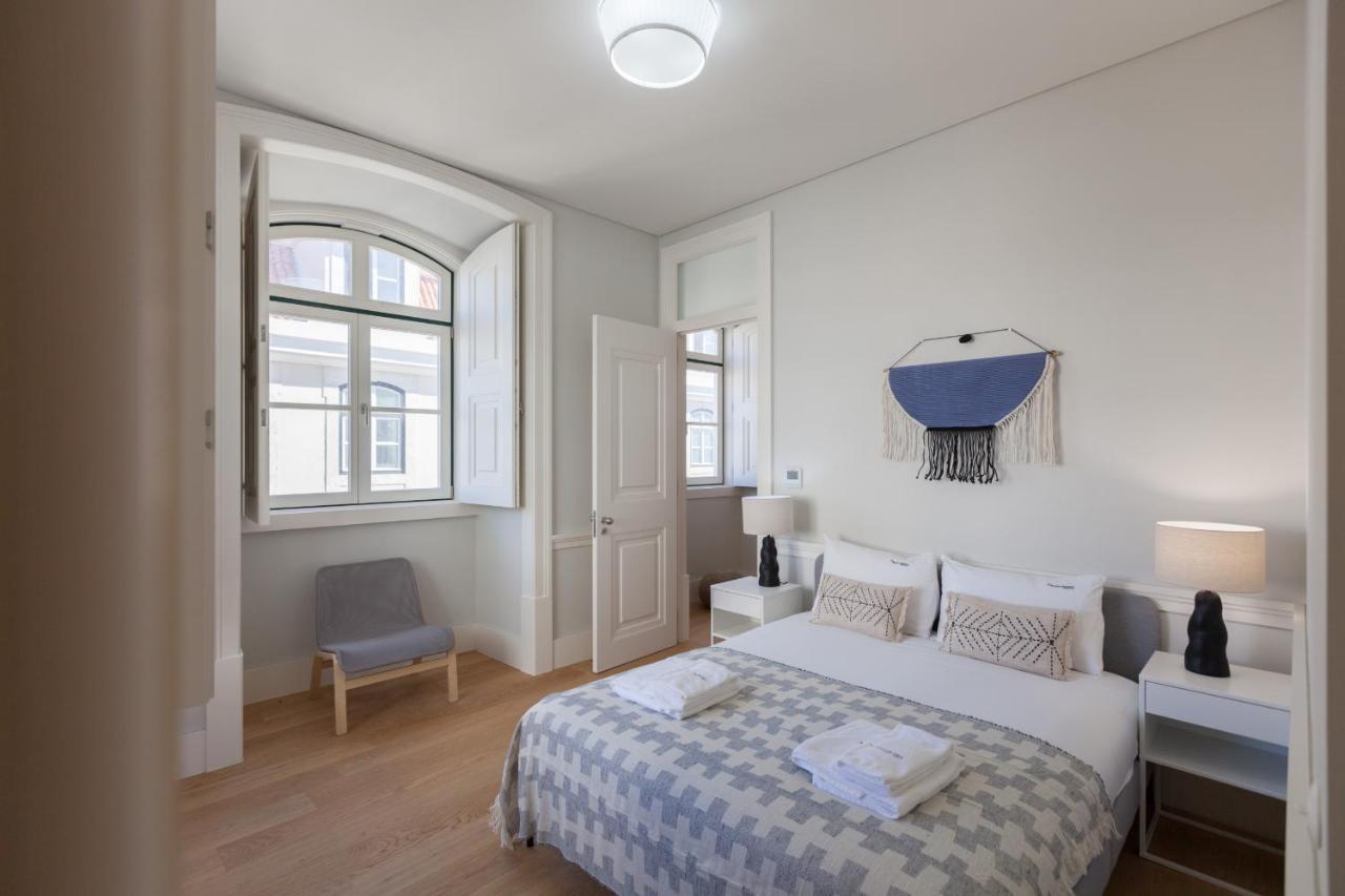 Flh Praca Rossio Bright Apartment Lisbon Bagian luar foto